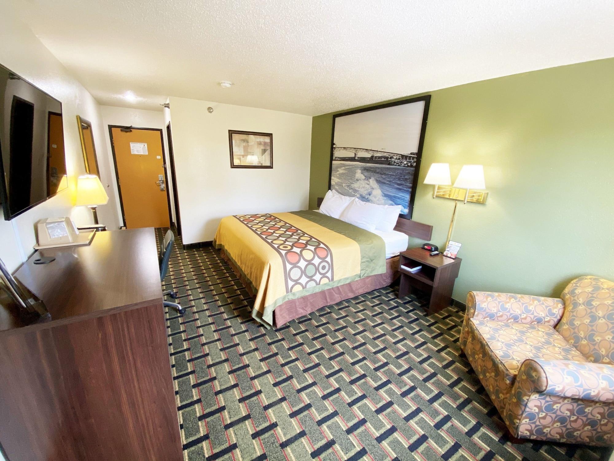 Super 8 By Wyndham Newport News/Jefferson Ave. Hotel Екстериор снимка